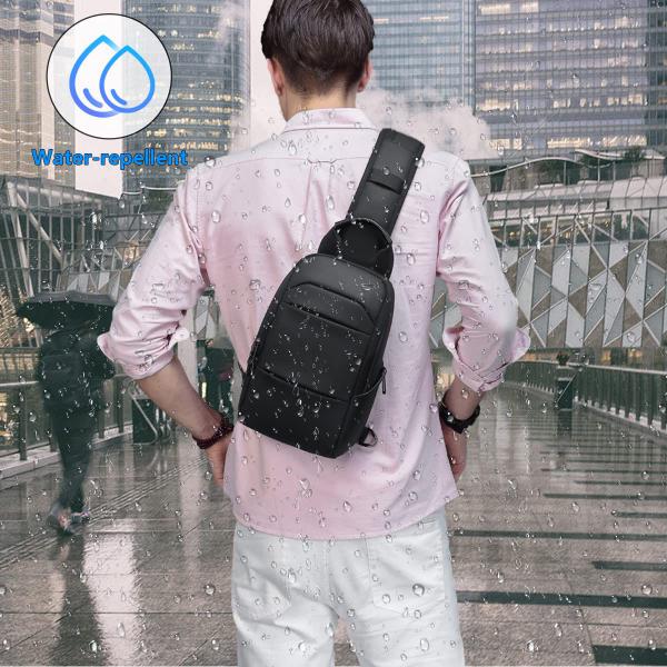 Imagem de Bolsa Messenger Eurcool Pequena Preta Impermeável para Homens