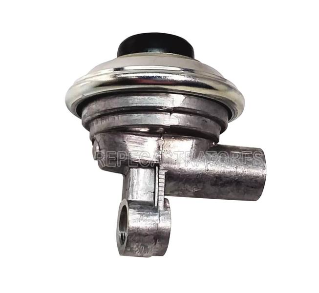 Imagem de Bomba Alimentadora Tratores Ford New Holland 4600/4610/4630/5030/5600/5610/5630/6600/6610/6630/7610/7630/7810/7830/8030      