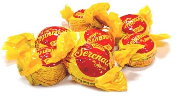 Bombom Chocolate Serenata De Amor 825G - Garoto- 50Un Imagem de Bombom Chocolate Serenata De Amor 825G - Garoto- 50Un