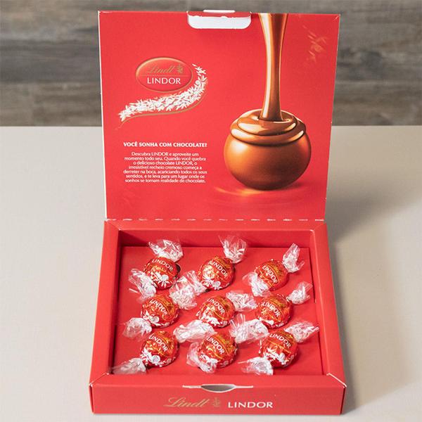 Bombom de Chocolate Suiço Lindt Lindor, 2 Caixas de 112g Imagem de Bombom de Chocolate Suiço Lindt Lindor, 2 Caixas de 112g