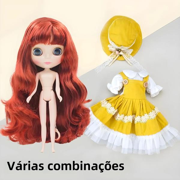 Imagem de Boneca Articulada 30cm com Roupas - Brinquedo para Crianças