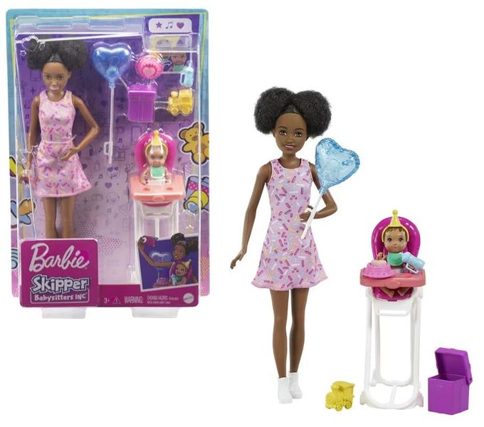 Imagem de Boneca Articulada Barbie Babysitters Negra Com Bebê Color Change No Cadeirão e Acessórios - Mattel - GRP41