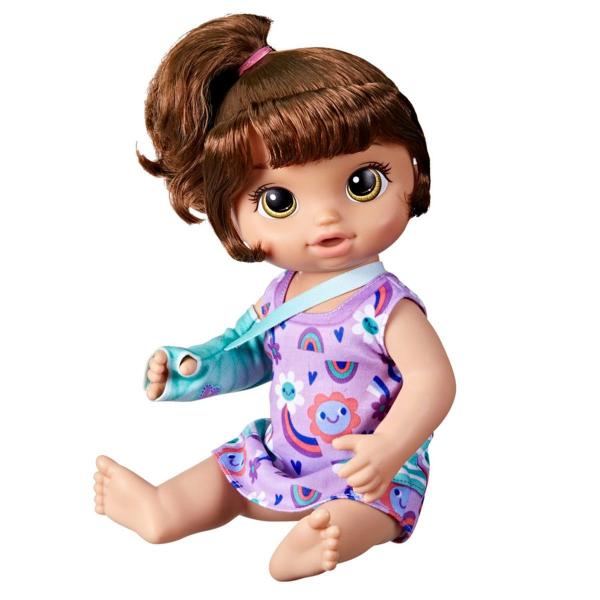 Boneca Baby Alive - Dia de Cuidar da Bella - Cabelo Castanho - Hasbro Imagem de Boneca Baby Alive - Dia de Cuidar da Bella - Cabelo Castanho - Hasbro