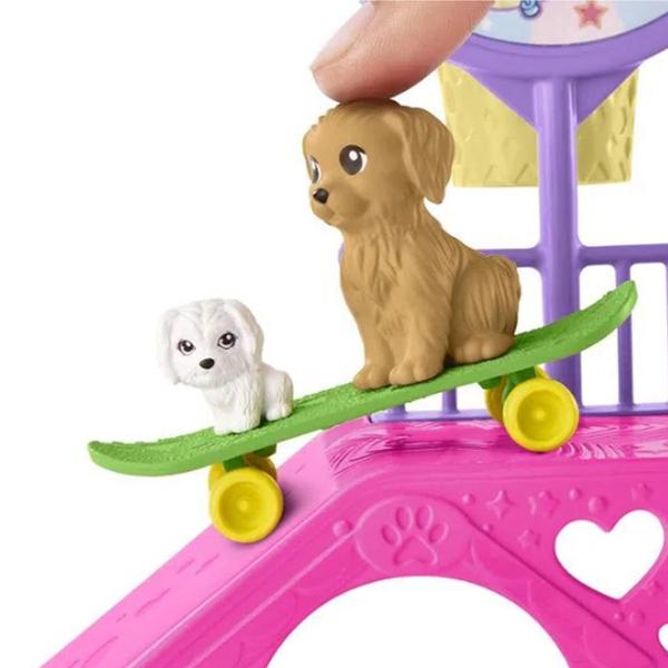 Imagem de Boneca Barbie Chelsea Articulada com Acessórios Pista de Patinação Mattel - HJY35