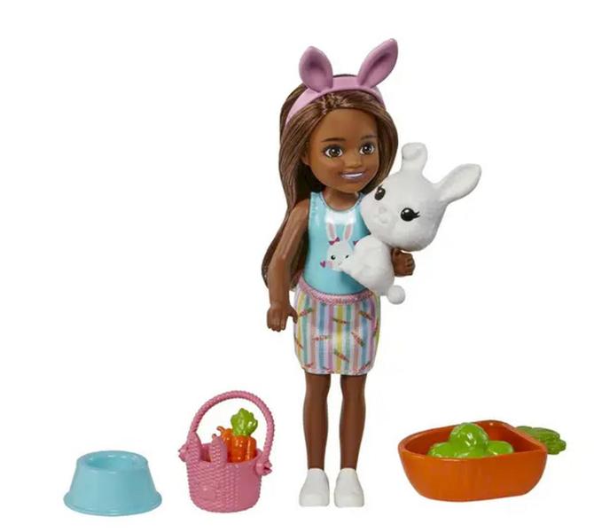 Boneca Barbie Chelsea com Pet e Acessórios HGT08/HGT10 -Mattel Imagem de Boneca Barbie Chelsea com Pet e Acessórios HGT08/HGT10 -Mattel