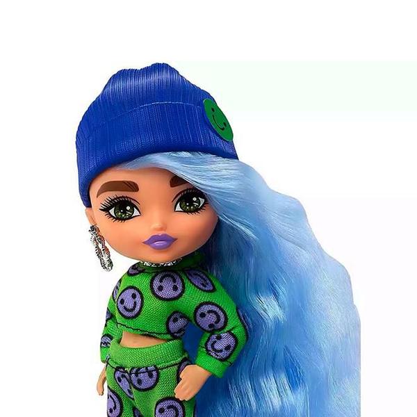 Imagem de Boneca Barbie Extra Mini Com Acessório Touca Azul - Mattel