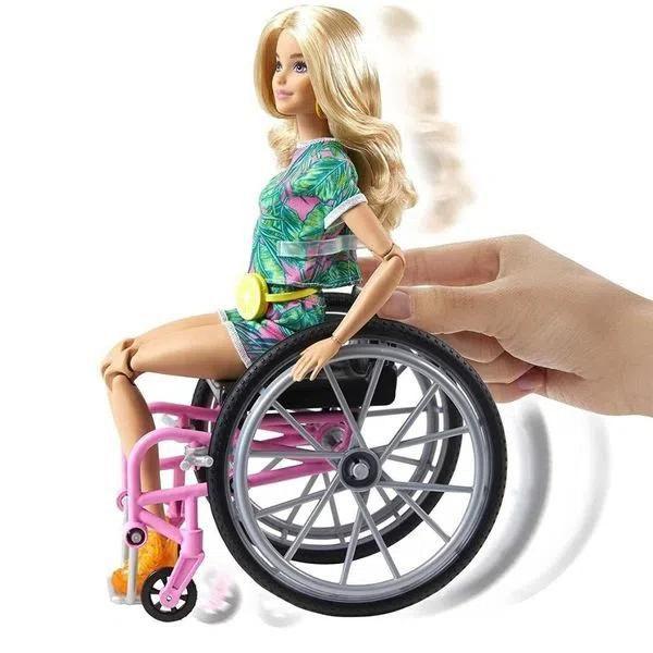 Imagem de Boneca Barbie Fashionista Loira  E Sua Cadeira De Rodas - Mattel