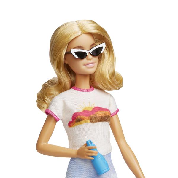 Imagem de Boneca Barbie Malibu Turista c/ Cachorro e Acessórios - Mattel