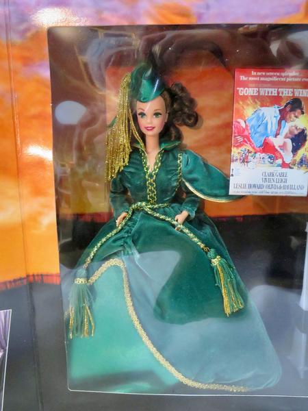 Imagem de Boneca Barbie Scarlett O'Hara Hollywood Legend - GWT