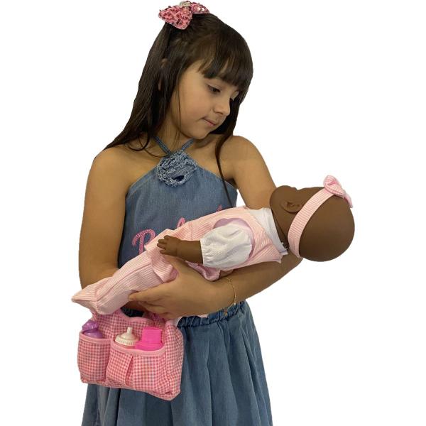 Boneca Bebe Linda Judy Negra Oração + Bolsa com Acessórios - Milk Brinquedo Imagem de Boneca Bebe Linda Judy Negra Oração + Bolsa com Acessórios