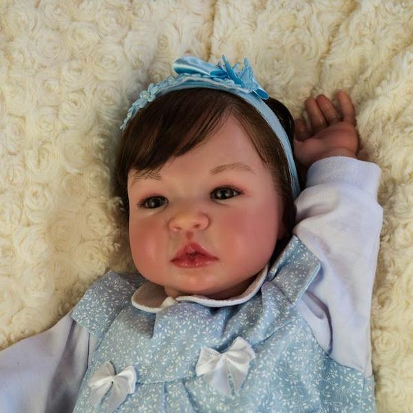 Boneca bebe menina mama e faz xixi de verdade com acessórios - BABY REBORN MARIA BRINQUEDO Imagem de Boneca bebe menina mama e faz xixi de verdade com acessórios