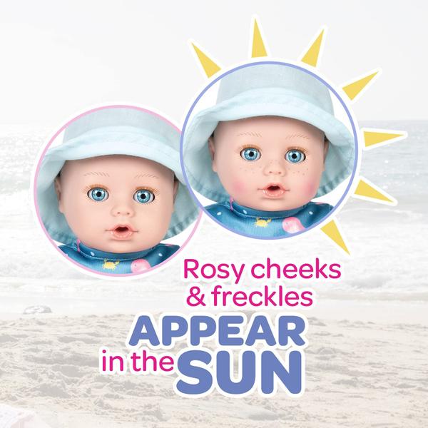 Boneca de brinquedo Adora Beach Baby Sunny com sardas ativadas pelo sol 13" Imagem de Boneca de brinquedo Adora Beach Baby Sunny com sardas ativadas pelo sol 13"