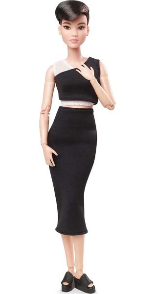 Imagem de Boneca fashion Barbie Signature Looks Petite Brunette Pixie