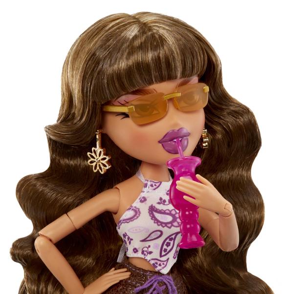 Imagem de Boneca fashion Bratz Alwayz Yasmin com 10 acessórios e pôster