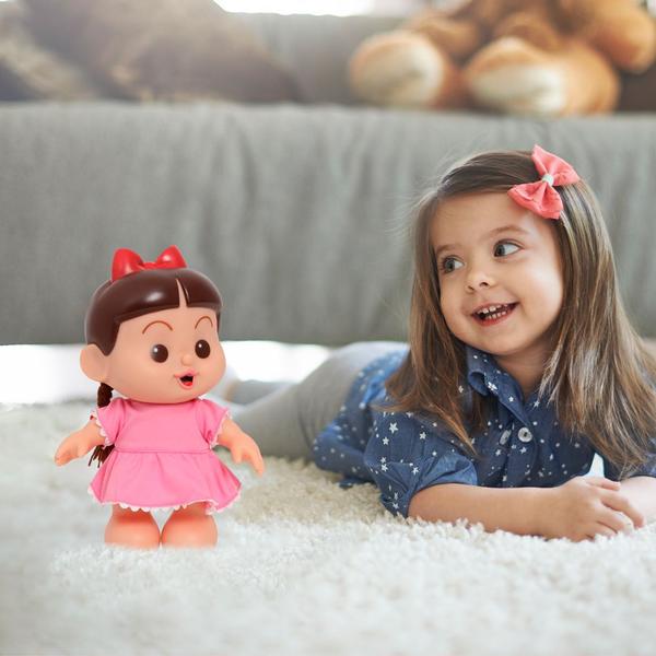 Boneca Infantil Rosinha Vinil Articulada Com Cheirinho 25cm - Baby Brink Imagem de Boneca Infantil Rosinha Vinil Articulada Com Cheirinho 25cm