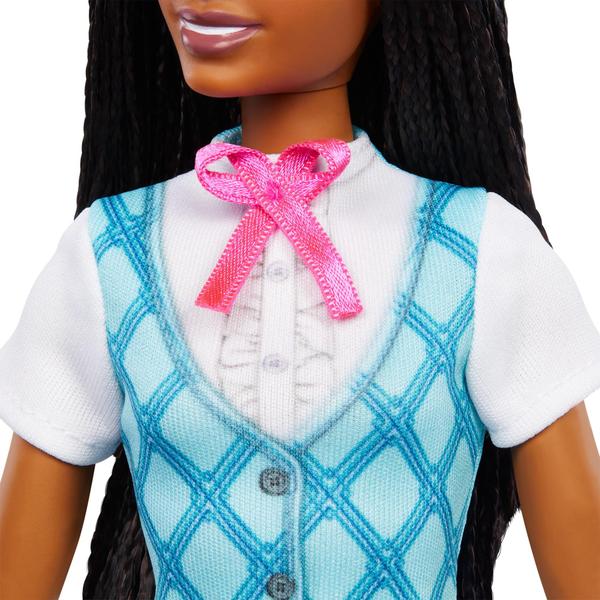 Imagem de Boneca moderna Barbie Brooklyn com roupa de equitação e capacete