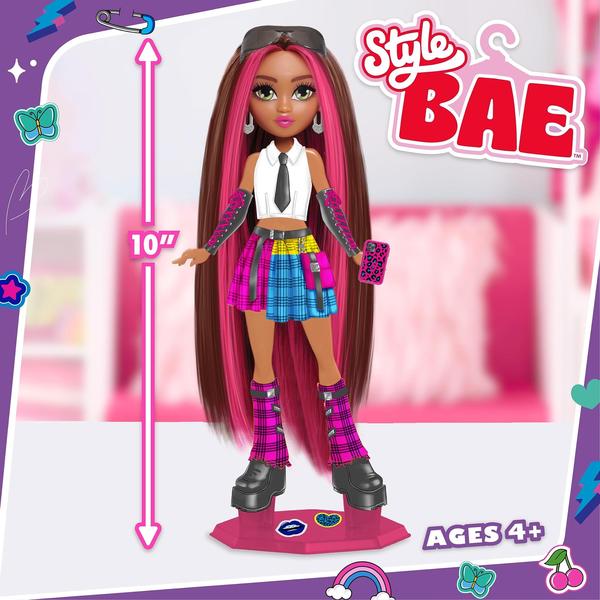 Imagem de Boneca moderna Just Play Style Bae Kenzie 25 cm com 28 peças