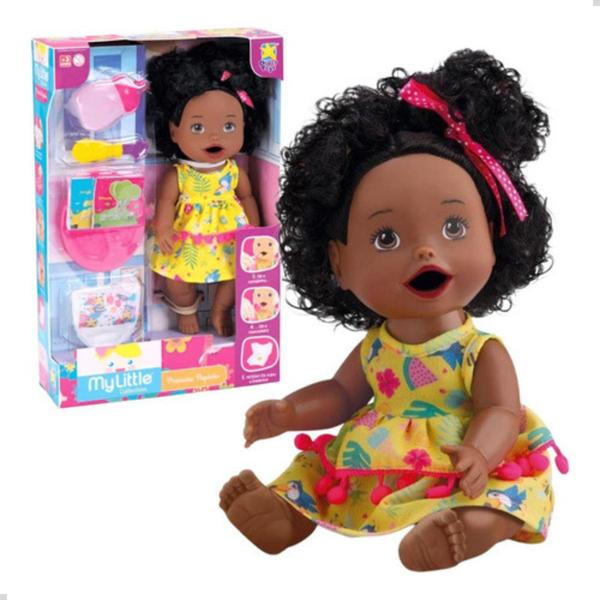 Imagem de Boneca Negra Baby Little Primeira Papinha Com 4 Acessórios