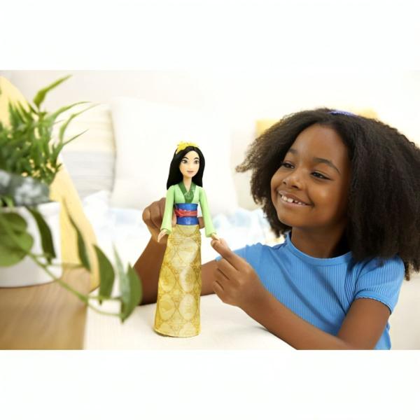 Imagem de Boneca Princesa Mulan Disney Articulada com 26cm HLW14 - Mattel