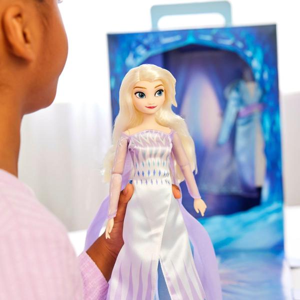 Imagem de Boneca Princess Story Disney Store Elsa Frozen 28 cm com acessórios