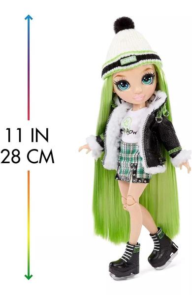 Imagem de Boneca Rainbow High Fashion Inverno Jade Hunter - MGA