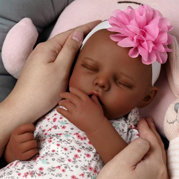 Imagem de Boneca Reborn Baby Doll JIZHI Lifelike Black 43 cm com kit de alimentação 3+