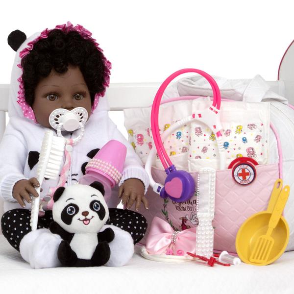 Imagem de Boneca Reborn Corpo de Vinil Enxoval Completo Panda + Bolsa