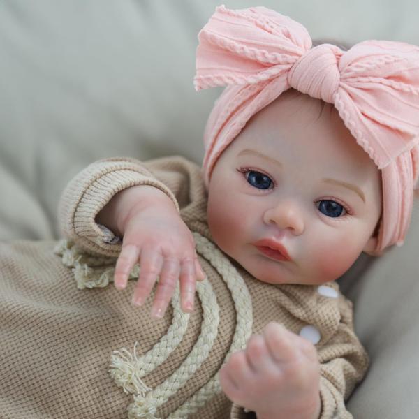 Boneca Reborn WOOROY Realistic 45 cm com roupa e acessórios Imagem de Boneca Reborn WOOROY Realistic 45 cm com roupa e acessórios