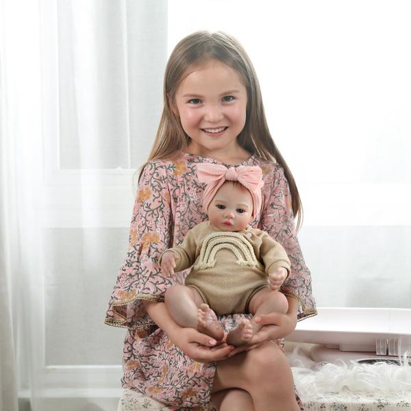 Boneca Reborn WOOROY Realistic 45 cm com roupa e acessórios Imagem de Boneca Reborn WOOROY Realistic 45 cm com roupa e acessórios