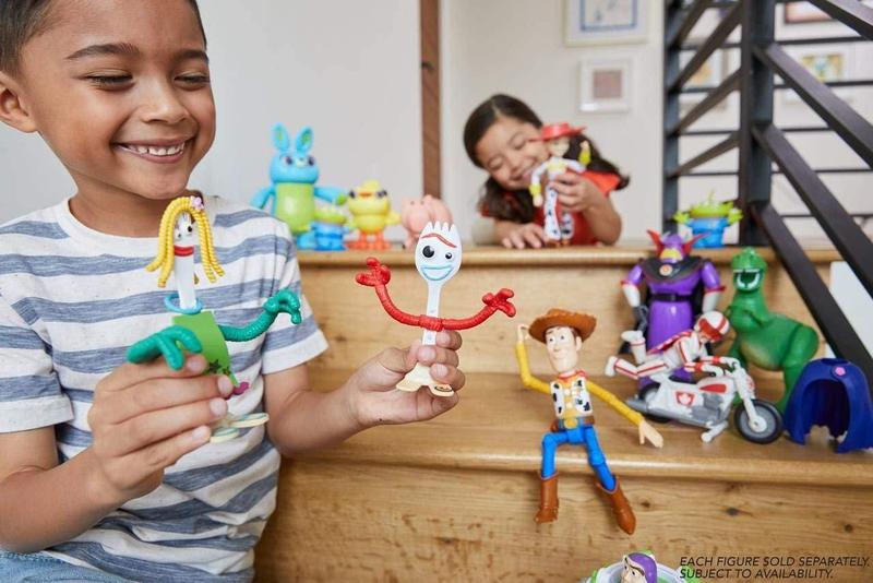 Imagem de Boneco Articulado Duke Caboom com Motocicleta 25 Anos Toy Story Pixar Mattel