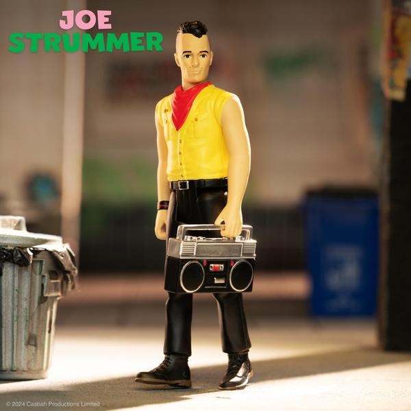 Imagem de Boneco de ação Super7 Joe Strummer 3,75” com acessório Boombox