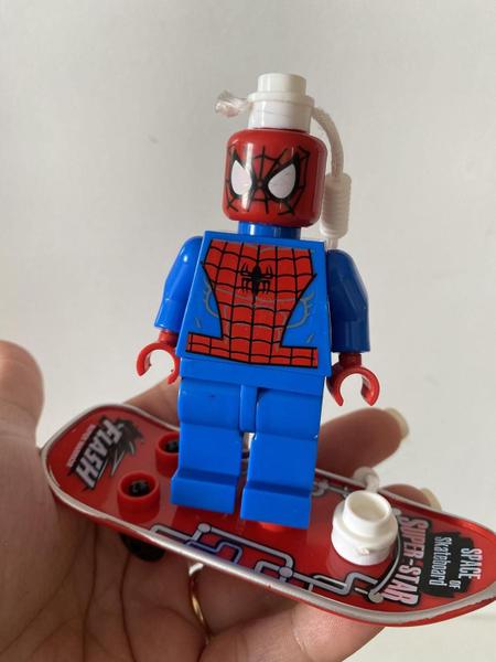 Imagem de boneco de  do homem aranha para criancas