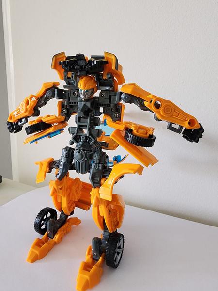 Imagem de Boneco Figura De Ação Bumblebee Transformers Guerreiro 20cm