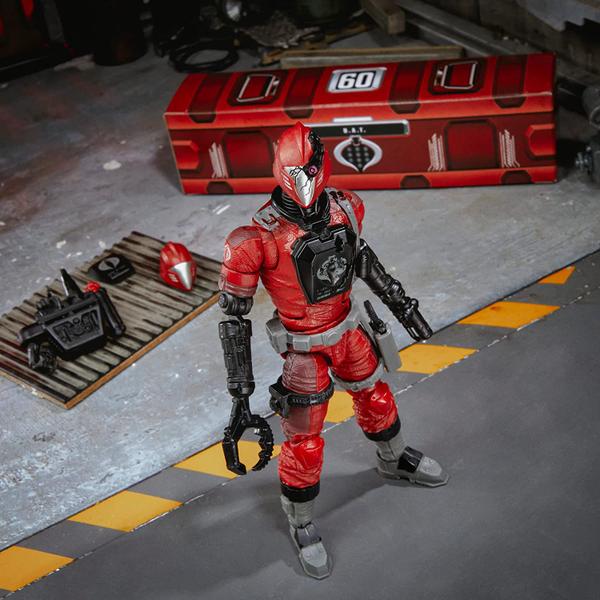 Imagem de Boneco G.I. Joe Classified Series Crimson B.A.T F4032 Hasbro