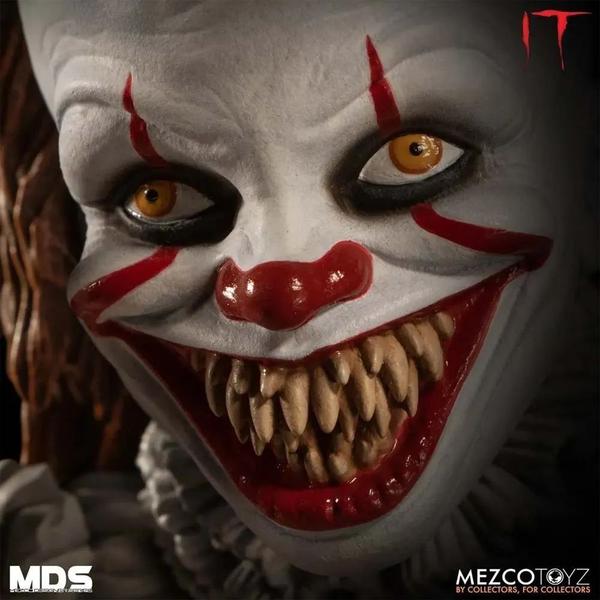 Imagem de Boneco Pennywise Roto - It: A Coisa - Mezco Toyz