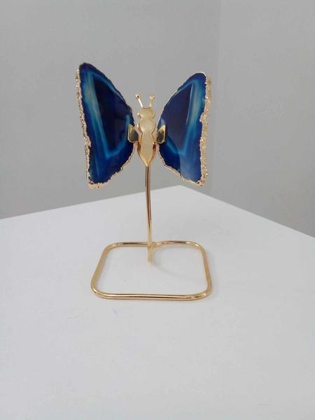 Imagem de Borboleta Em Ágata Natural Azul E Ouro No Pedestal 10x13 Cm