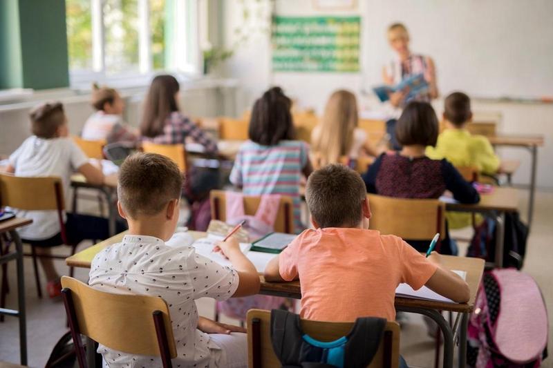 Imagem de Borracha Escolar Nº 60 Pequena Branca C/60