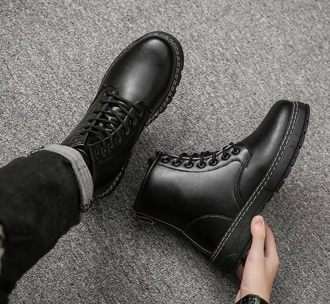 Bota Coturno masculina preta cano alto couro inverno 37-38 Bota