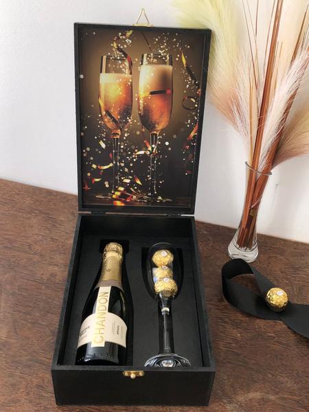 Imagem de Box Espumante Chandon 375ml + Taça Vidro + Bombom Ferrero