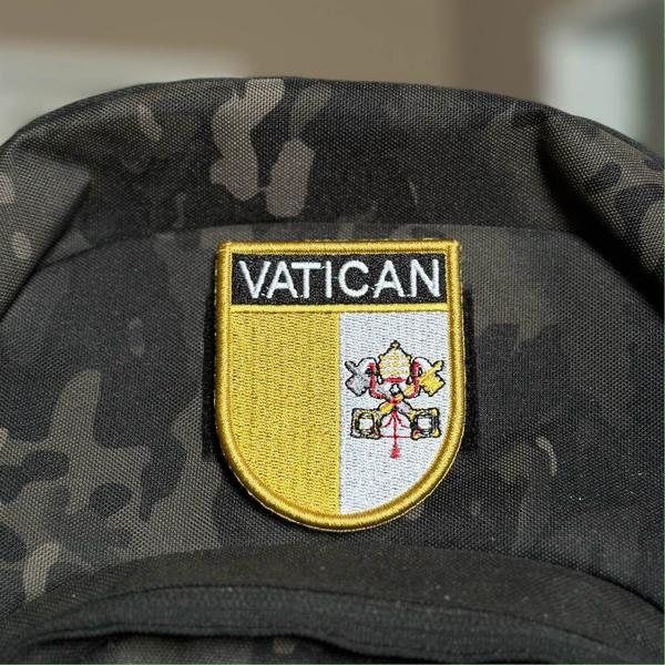 Imagem de BP0060E-001 Bandeira Vaticano Patch Bordado 6,8x8,0cm