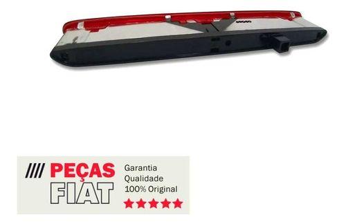 Imagem de Brake Light Luz De Freio Fiat Mobi Todos Os Modelos Original 51855421