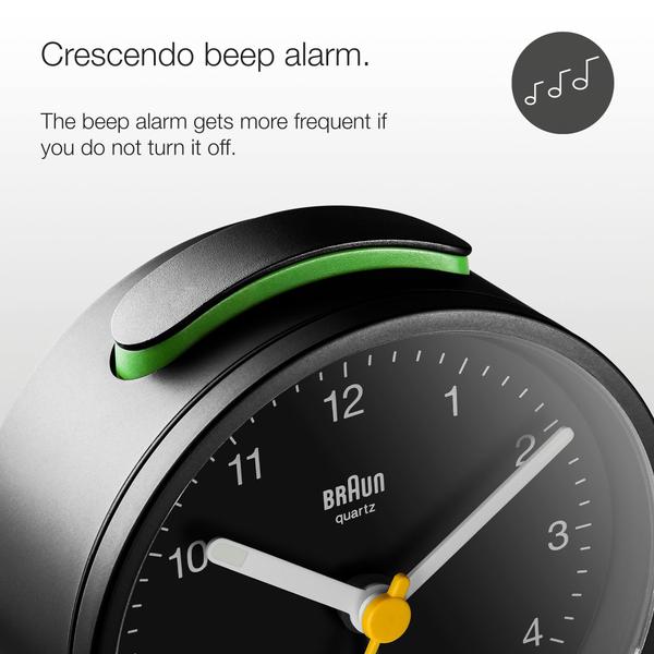 Imagem de Braun Classic Analogue Alarm Clock com Snooze and Light, Quiet Quartz Movement, Crescendo Beep Alarm in Black, Model BC12B.