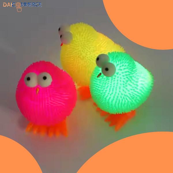 Imagem de Brinquedo Anti Stress De Apertar Galinha Com Led Squish Fidget Toys