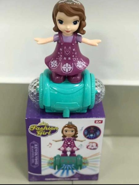Brinquedo Boneca Musical Dançante Com Luzes Som fashion girl - toys - DM TOYS Imagem de Brinquedo Boneca Musical Dançante Com Luzes Som fashion girl - toys