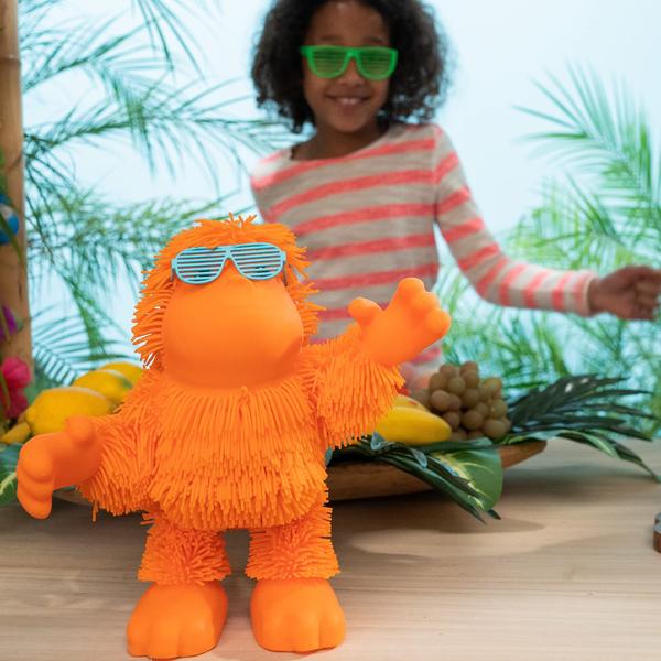 Brinquedo dançante de orangotango Eolo Jiggly Pets Tan-Tan para crianças a partir de 4 anos Imagem de Brinquedo dançante de orangotango Eolo Jiggly Pets Tan-Tan para crianças a partir de 4 anos