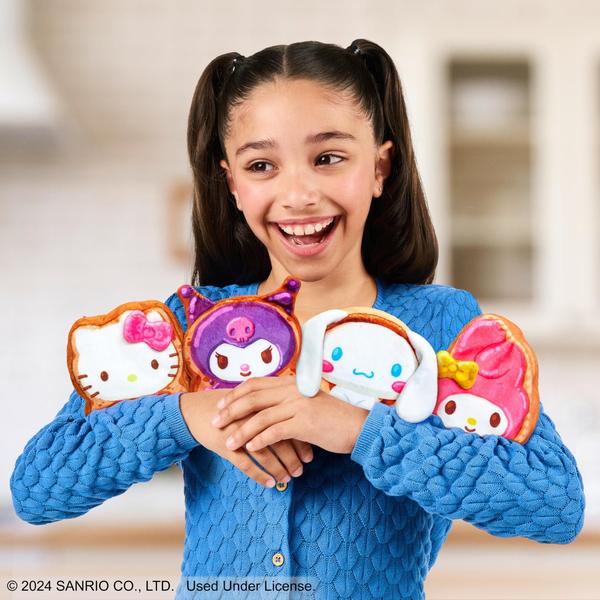 Imagem de Brinquedo de pelúcia Cookeez Makery Hello Kitty e torradeira Friends