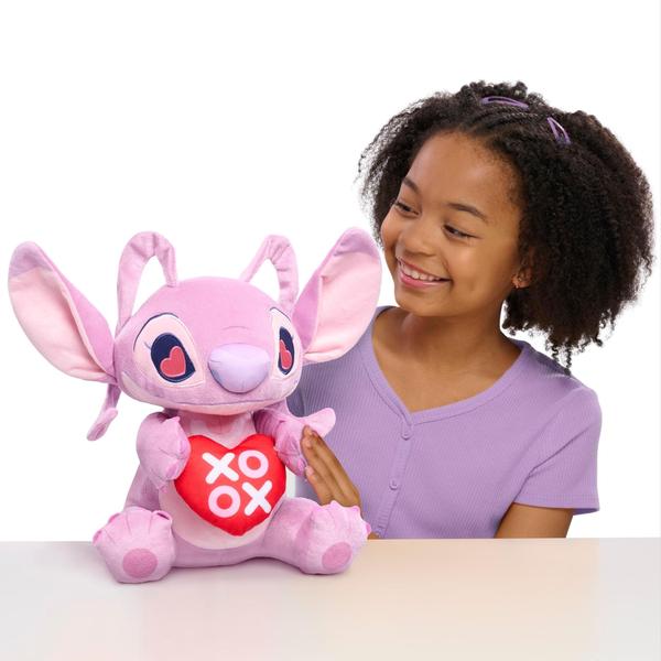 Imagem de Brinquedo de pelúcia Just Play Disney Stitch Lots of Love Angel 33 cm