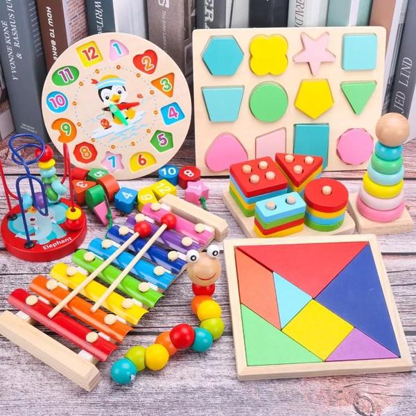 Brinquedo Educacional Montessori 3D de Madeira - Blocos Coloridos para Crianças Imagem de Brinquedo Educacional Montessori 3D de Madeira - Blocos Coloridos para Crianças