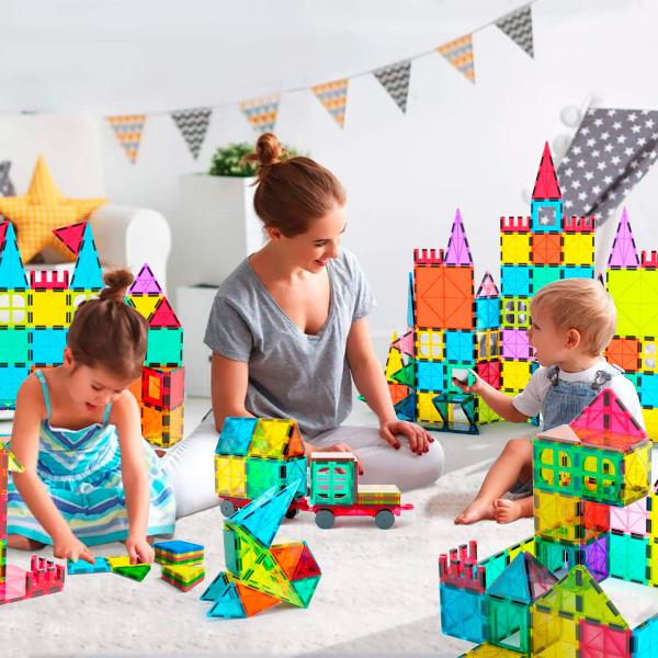 Brinquedo Educativo Infantil Bloco de Montar Magnético 65 ou 130 Peças Coloridas com Bolsa de Armazenamento - Brastoy Imagem de Brinquedo Educativo Infantil Bloco de Montar Magnético 65 ou 130 Peças Coloridas com Bolsa de Armazenamento