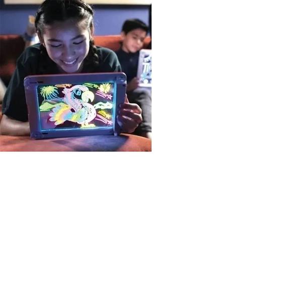 Imagem de Brinquedo Infantil Tablet Mágico para Desenho Luminoso e Divertido